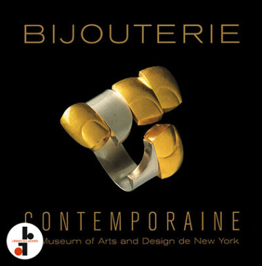 Bijouterie contemporaine du Museum of Arts & Design de New York